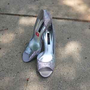 Nina New York Fern Silver Glitter Peep Toe Pumps Heels Size 10 Flawed Wedding